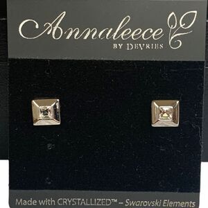 🎉 3/$10 Annaleece By Devries Small Stud Earrings